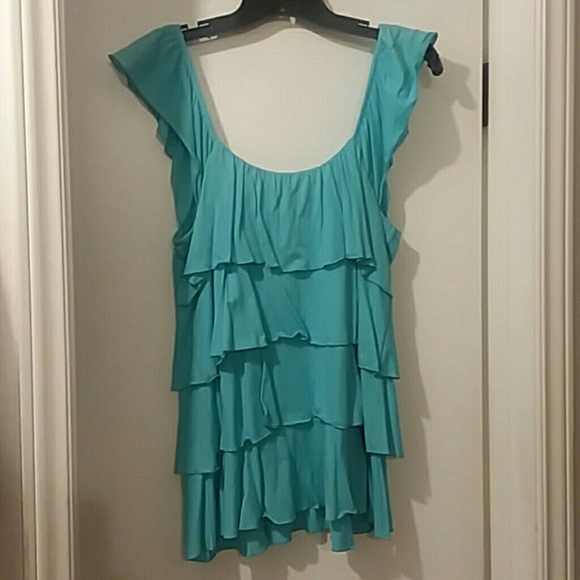 Express Large Turquoise Ruffle Tank π π‘ππππ - Picture 4 of 4